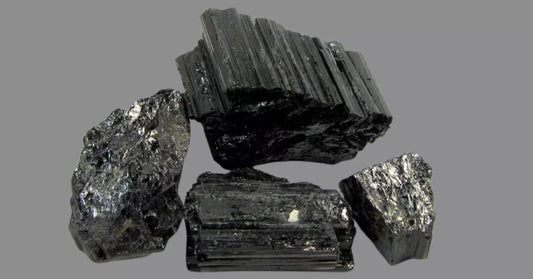 Turmalina: Proprietăți și beneficii