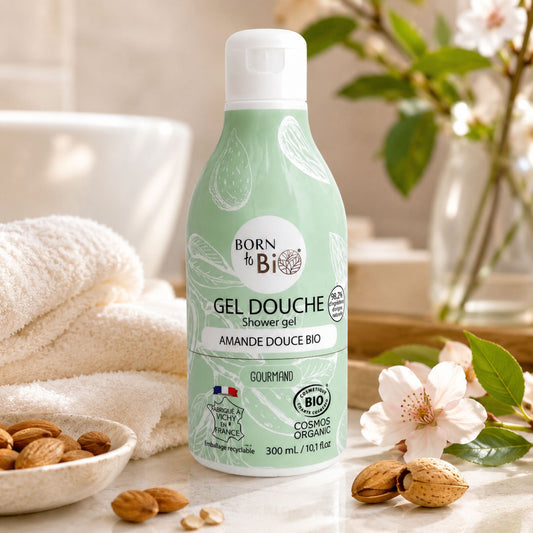 Gel de duș bio cu migdale dulci Born to Bio în ambient natural și relaxant de baie
